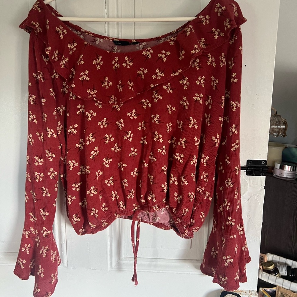 American Eagle Bell shirt